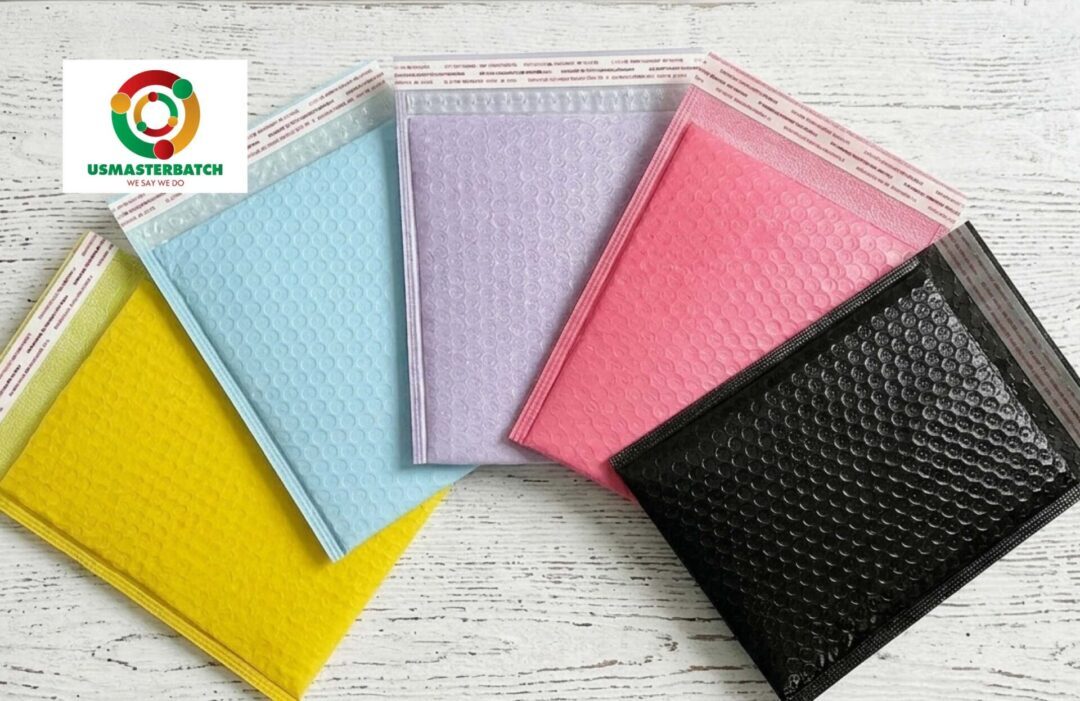 Plastic packaging for clothes